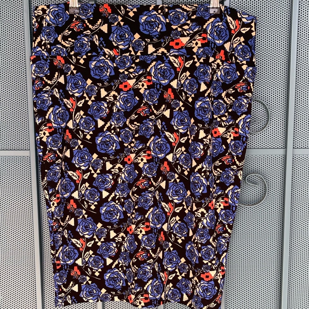 Lularoe Cassie